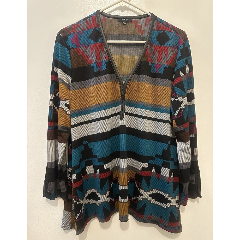 Kaktus Southwestern Aztec Tunic Top M Boho Western Faux Leather Trim V-Neck